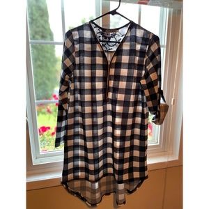 Black and White Checkered High Low Lace Tunic
